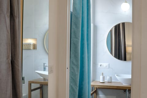 Cozy guest house Downtown Bed and Breakfast in Olbia