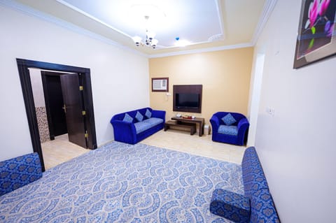 TV and multimedia, Living room, Seating area, air conditioner, air conditioner