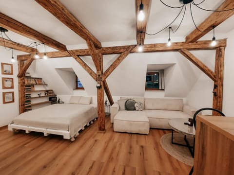 Living room, Photo of the whole room