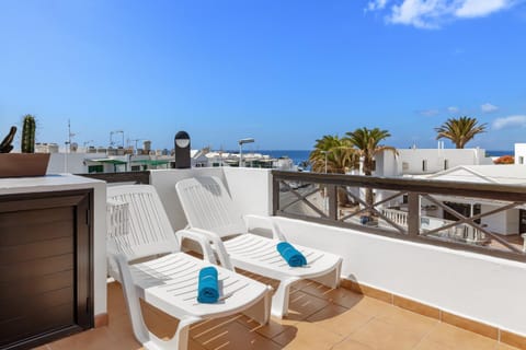 Off site, Balcony/Terrace