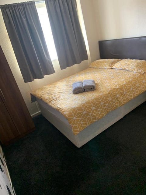 Private room in Birmingham city centre with free parking Bed and Breakfast in Birmingham