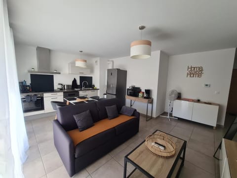 L'instant Léman - T2 3 étoiles à 5min de Thonon et Evian avec terrasse et jardin à 100m du lac Apartment in Haute-Savoie