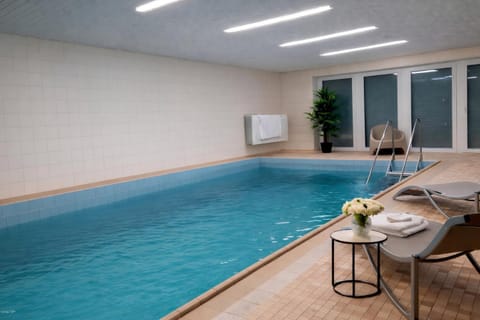 Pool view, Swimming pool, sunbed