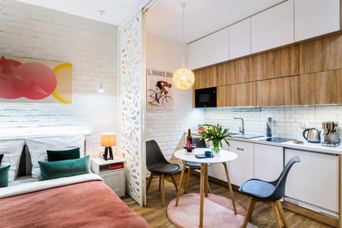 Bed, Kitchen or kitchenette, Dining area, dishwasher, minibar, pet friendly, stove, kitchen