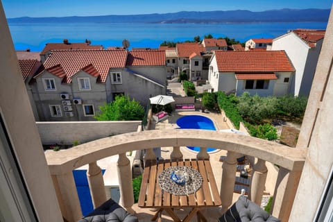 Sea view, Swimming pool