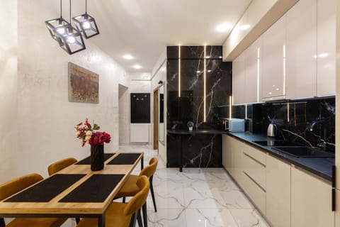 Dining area, Communal kitchen