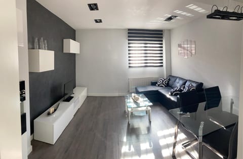 Communal lounge/ TV room, Living room