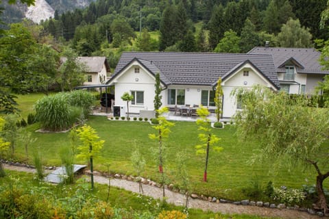 Property building, Garden, Mountain view
