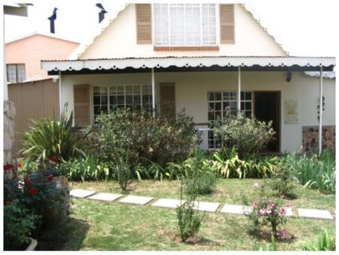 Property building, pet friendly