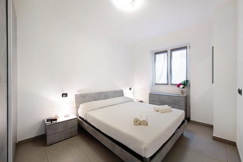 Property building, Living room, Bedroom