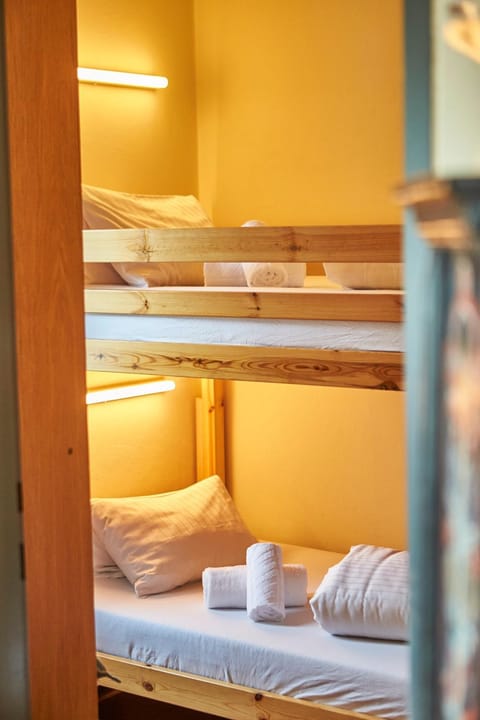 Decorative detail, bunk bed