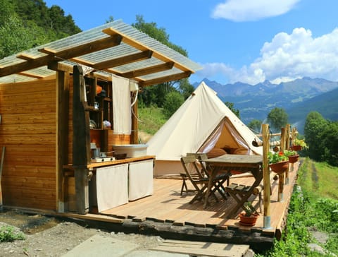Glamping la Cascina d'Orleans Luxury tent in Aosta Valley, Italy