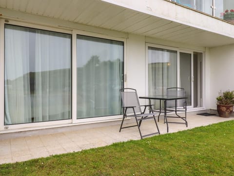 7 Europa Court Apartment in England