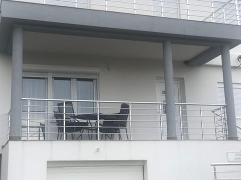 Property building, Balcony/Terrace