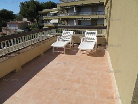 Studio calme avec terrasse à Bormes-les-Mimosas - FR-1-610-17 Apartment in Le Lavandou
