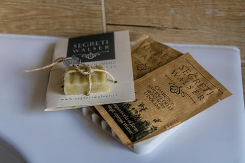 Logo/Certificate/Sign