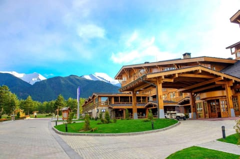Pirin Golf Hotel Private Studios - Sani, Bansko Apartment in Blagoevgrad Province
