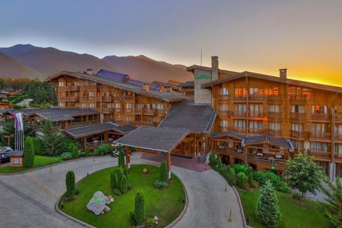 Pirin Golf Hotel Private Studios - Sani, Bansko Apartment in Blagoevgrad Province
