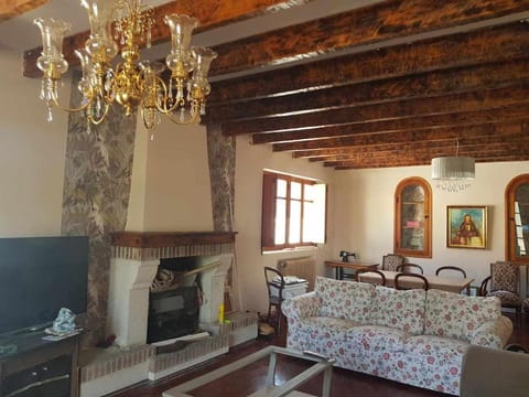 Lounge or bar, Dining area