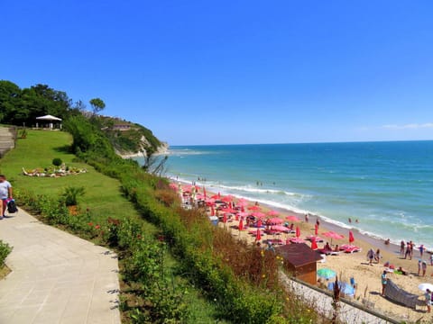 Garden, Beach, Sea view