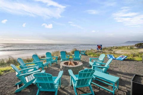 The Sandmark House in Rockaway Beach