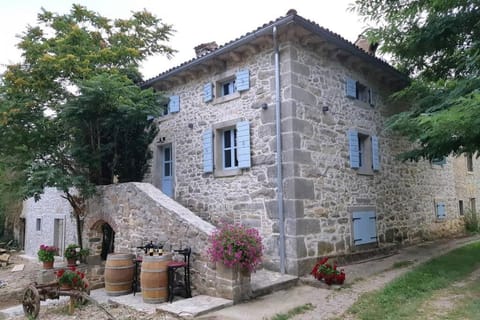Property building, Day