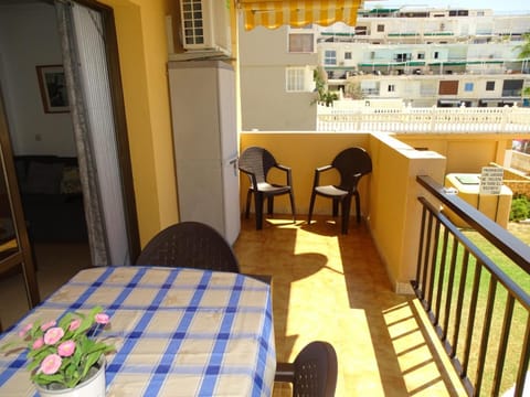 View (from property/room), Balcony/Terrace