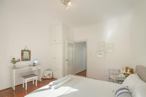 Traditional Home Apartment in Naousa