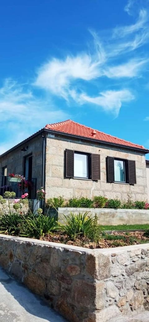 Casa dos Matos House in Viana do Castelo District