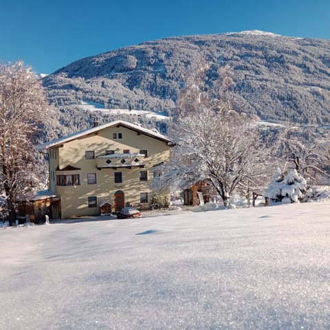 Property building, Winter