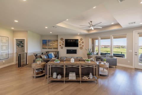 Around The World At The Ledges House in St George