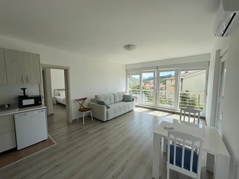 UpART House Apartment in Budva Municipality