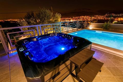 Luxury villa Stocia Split with swimming pool, sauna and jacuzzi in a peaceful location in Split House in Split