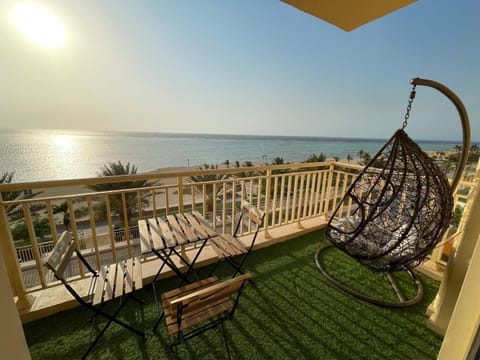 Day, View (from property/room), Sea view