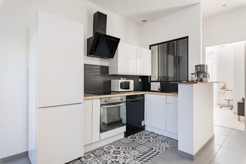 Superbe appartement cosy avec terrasse Apartment in Saint-Étienne