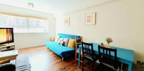 2 Bedroom Apt in the Heart of the City Centre, perfect Location Apartment in Glasgow