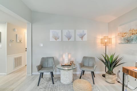 Deck and Pool Access Myrtle Beach Getaway House in Surfside Beach