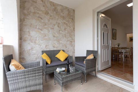 Balcony/Terrace, Seating area