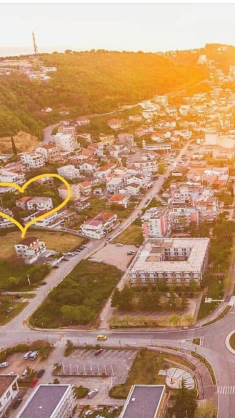 Bird's eye view, Location, Sunset