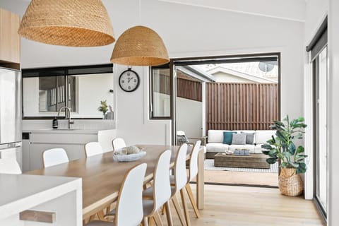 Balcony/Terrace, Seating area, Dining area