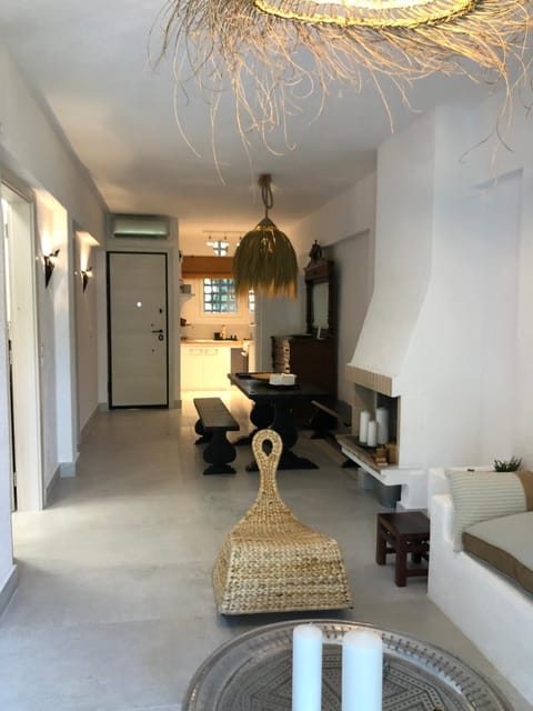 Ανεμπόδιστη Θέα με Κήπο και Πισίνα House in Islands