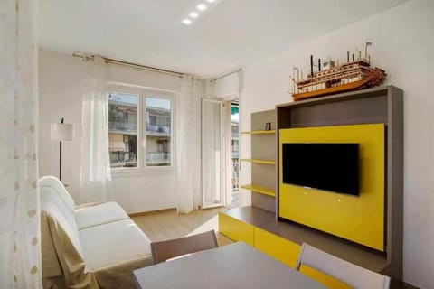 TV and multimedia, Seating area