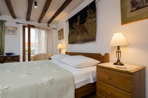 Harbour Holiday Home "Vilmin Dvor" Villa in Murter