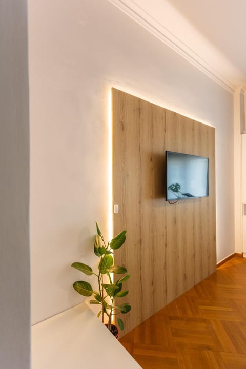 TV and multimedia, Photo of the whole room