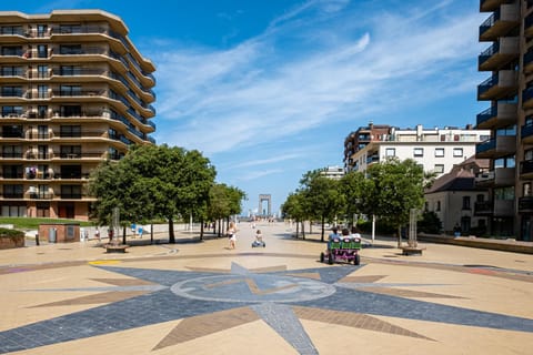 Alexandra 110 Apartment in De Panne
