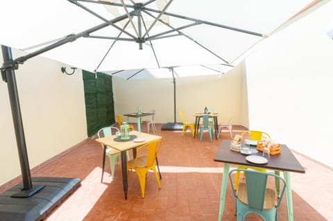 Balcony/Terrace, Balcony/Terrace, Breakfast