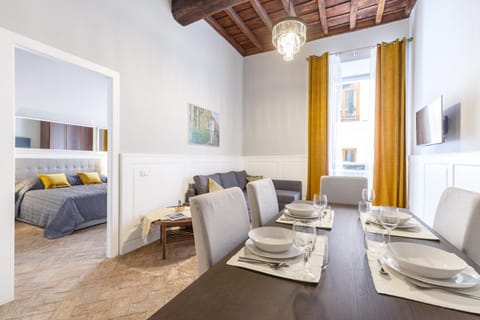 Bed, Living room, Photo of the whole room, Seating area, Dining area, Bedroom