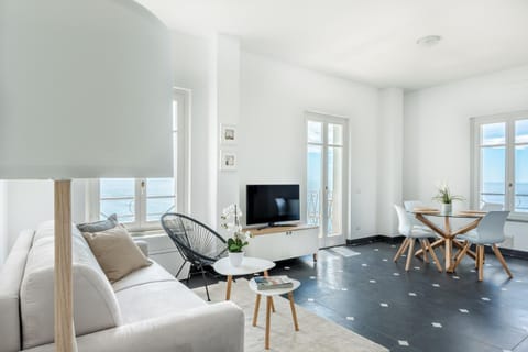 Sea Breeze Flat, Terre Marine Apartment in Corniglia