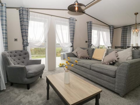 14 Fairways House in Sedgemoor