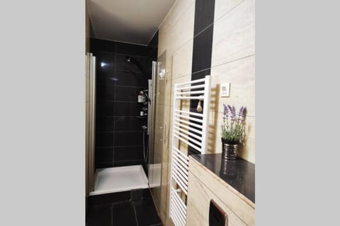 Spacious apartment near city center and the beach Apartment in Split